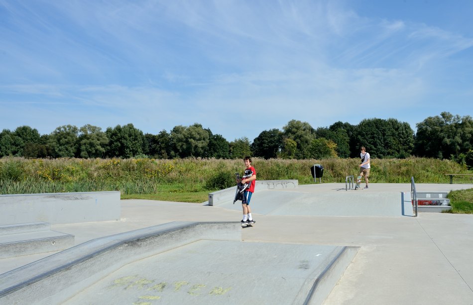 Rotselaar Sportoase De Toren skatepark