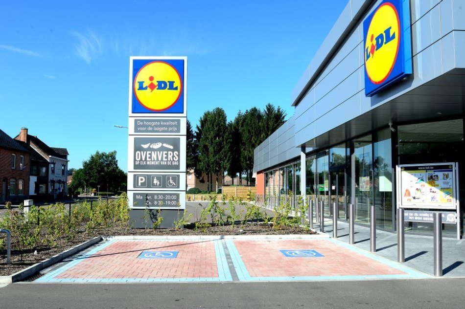 As Lidl parking